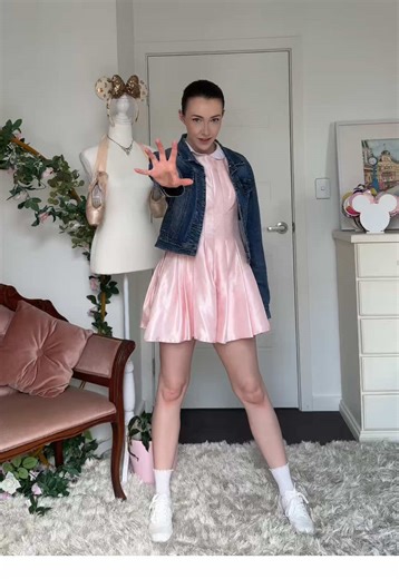 Create Eleven's Outfit from Stranger Things