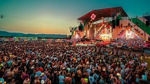 Cartel y artistas confirmados para el Reggaeton Beach Festival de Benidorm 2023