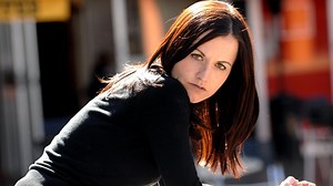 Cranberries star O'Riordan buried next to father