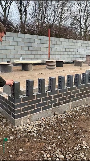 Perfect Brickwork Technique — Clean Bonding and Level Precision!