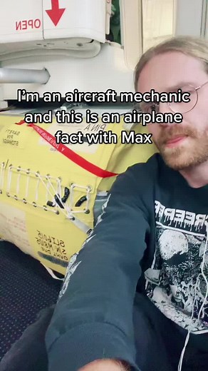 Understanding Aircraft Emergency Escape Slides