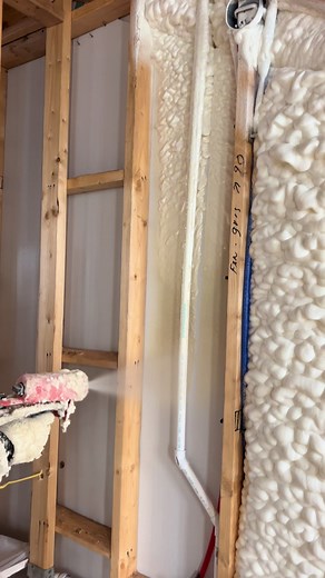 Spray-SMR: Relaxing ASMR Sounds with Spray Foam Insulation