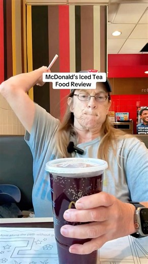 Epic splash? #foodreviews #mcdonalds #icedtea