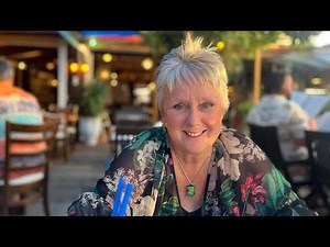 Sea Breeze Restaurant, Sidari, Corfu. What a fabulous restaurant, food and adorable staff. Wow!