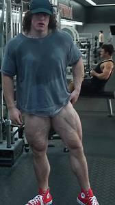 Sam’s FREAKY Leg Pump | Fall Cut Day 42 - Legs @sam_sulek #samsulek | Sam Sulek Lessons