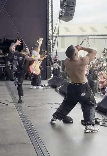 Speed Performances at Outbreak Fest 2025