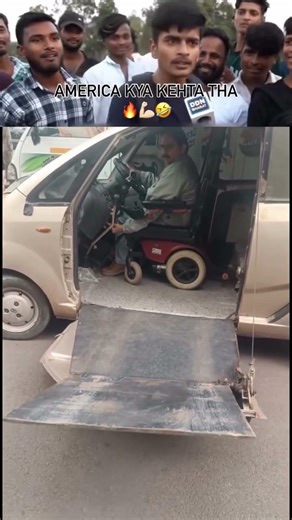 Engineering level alag hi hai🔥Tata Nano me automatic door setup #tatananoev #automobile