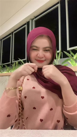 ig : anandayunantii🍒 (@anandayunanti)’s videos with Ora Urus - Toton Caribo & Justy Aldrin & WIZZ BAKER & Jacson Zeran