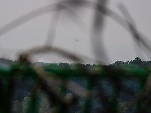 South Korea arrests North Korean soldier for crossing fortified border