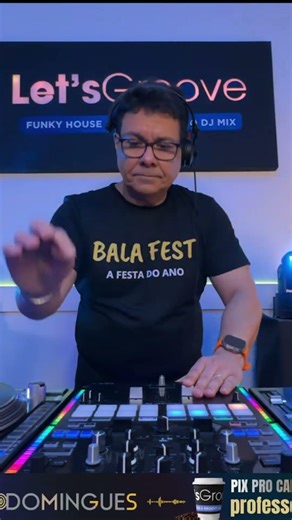 DJ Drops The Mic With A Classic To End The Night!