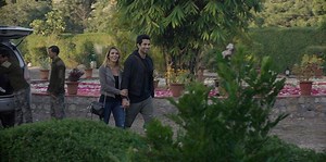 Behind the Trees (2019) | ČSFD.cz