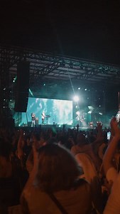 9.7K views · 3.5K reactions | Tu n’es jamais plus fort que quand tu loues au milieu du combat. #Louange #priere #jésus #chretien | Glorious | Facebook