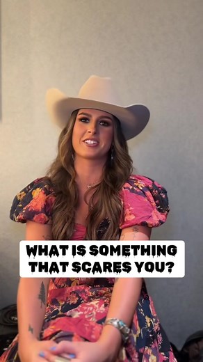 late halloween post but still a gem #ellalangley #country #fyp