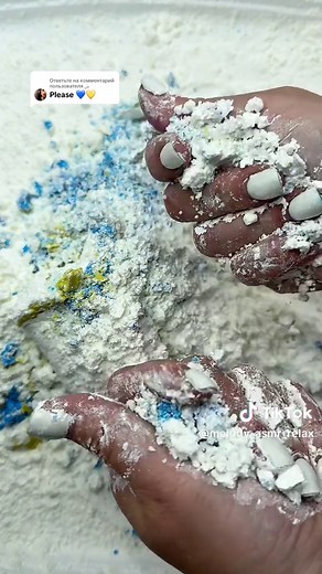 Ответ пользователю @سَ Who, like me, loves the crunch of cornstarch, look to the end🤩 #asmr #asmrvideo #melodyasmr #cornstarch#relaxing #relaxingvideos #satisfyingvideos #crunch #crunchy