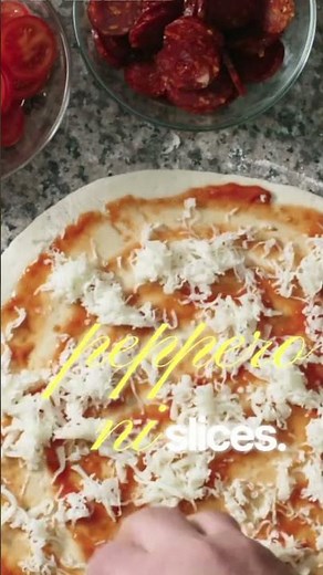 The Easiest Homemade Pepperoni Pizza… Better Than Takeout! 🍕🔥