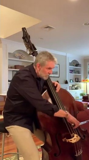 Double bass excerpt from Beethoven 7, first movement