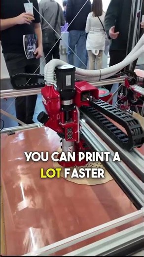 This 3D Printer Runs on Plastic Pellets #3dprinting #recycling #3dprint #shorts