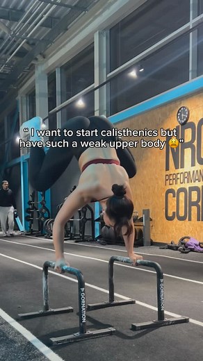 Laura Cross | calisthenics on Instagram: "Some beginner progressions to start working on either at home or the gym to help you increase your upper bodyweight strength. Beginner calisthenics programme still available, comment BEGINNER to receive the link and find out more !✅ #calisthenics #gymgirl #motivation #calisthenicswomen #beginner"