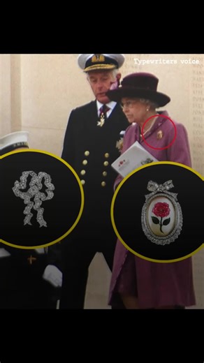 Royal Brooches That Sent a Secret, Coded Message | royal guards