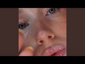 ASMR Close Up whispers & mouth sounds (german)