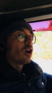 91K views · 2.7K reactions | ❗Até quando o caminhoneiro vai ser tratado como um problema? Pagamos impostos, vivemos na estrada, enfrentamos sol, chuva, filas, risco, cansaço… E quando precisamos de compreensão ou bom senso, somos recebidos com opressão, arrogância e desprezo. Quem está errado nessa história? O trabalhador que tentou resolver — ou o sistema que só sabe cobrar e não respeita? #caminhoneirosindependentes  | Leandro Harry Potter | Facebook