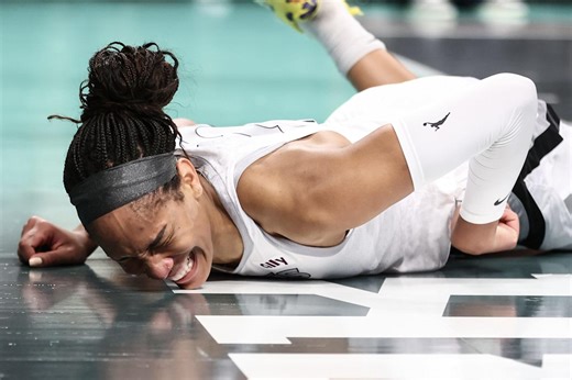 A'ja Wilson injury update: Aces star hurts wrist in hard fall vs. Liberty