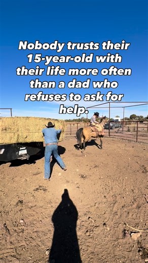 How many videos do we have of this same horse pulling random stuff on the ranch?? -calves -Stubborn roping steers -stuck 4 wheelers -a truck that blew its transmission -and now a 1,200lb hay bale She’s an absolute beast | Reeds Cattle Company, Show Low AZ