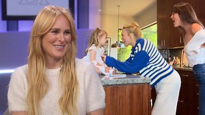 Rumer Willis BELTS Heart With Sister Scout for Daughter Louetta