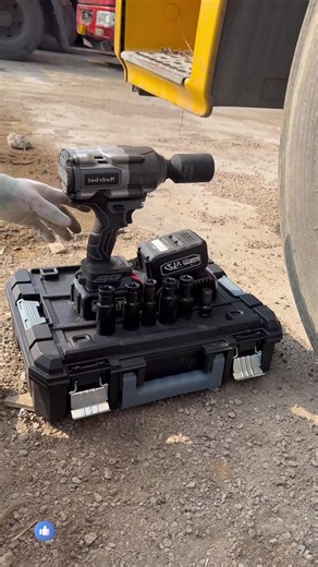 Spring Break Savings That Actually Matter 💥 #impactwrench #powertools #toolkit #SpringBreak #WeeklyDeals