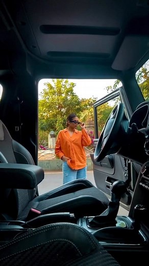 Mobile Photography on Instagram: "7 CREATIVE SELFIE IDEAS 😍❤️ Tag someone whom you wants to try this. ❤️ 🎥@miss.greeshma Follow for more tips and tricks @Mobilephotographytips #selfie #creative #picoftheday #travel #photography #selfietime #photographer #fotografia #fotografie #mobilephotography #photographyideas #reels #reelsinstagram #photoideas #photographytricks #instagood #trending #viral #tiktok"