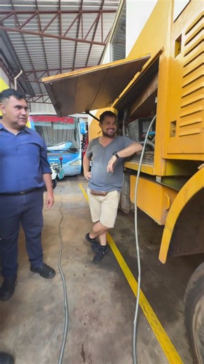 L’avantage d’être pompière en Tour du monde avec un camion de 1957 🚒