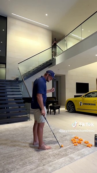 Desafío de golf: Acertando en el tiro diminuto