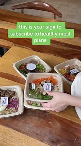 If you're looking for a sign to start eating healthy.. this is it! ✨ Customize your meal plans from our variety of protein-rich power bowls! 🥙 1 week : Starts at ₱1,330 2 week : Starts at ₱2,650 4 week : Starts at ₱5,300 First time ordering? Use the promo code FIRST10 to get 10% off when you checkout! 😉 Order now at www.isabels.com.ph 😋 Delivered straight to your doorstep 🛵 | Isabel's