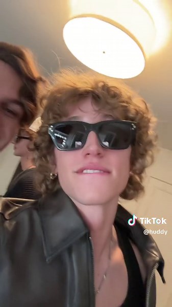 Huddy (@huddy)’s videos with original sound - Huddy