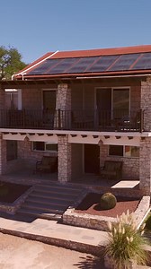 A sólo una hora de la capital de #Querétaro, ¡escápate al bello semidesierto para un auténtico descanso! 🏡Vive la experiencia en #Cabañas Baxthó, y sumérgete en la magia de la región: ¡plácidas mañanas y espectaculares atardeceres te están esperando! | Querétaro.Travel