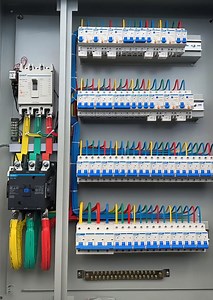 33K views · 559 reactions | Electrical distribution panel 003 #electricalengineering #industrial #fbreelsfypシ゚viralfbreelsfypシ゚viral | MHB Technology | Facebook