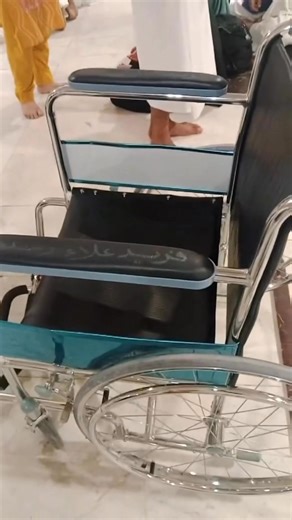 جو بھائی جو دوست ویل چیئر کا کام کرتے ہیں حرم پاک کے اندر اور باہر ان کے لیے یہ پیغام ہے احتیاط کیجئے گا حرم پاک کے اندر ویل چیر کا کام کرتے ہوئے پکڑے گئے تو بہت سختی ہے ممکن ہے کہ اپ کو سفر کروا دیں #UmrahGuide #HaramRules #SaudiArabia #Zaireen #IslamicAwareness @HaramRules @SaudiArabia @Zaireen @IslamicAwareness Zindgi Pardes Main Zubair Riaz Islamic Life | Zindgi Pardes Main