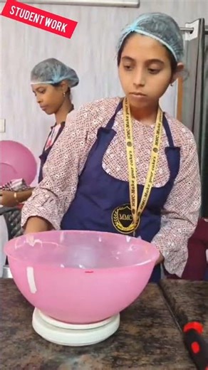 Student Cake Creations at MMC Make Your Cakes ✨ #mmcmakeyourcakes #ইউটিউব_শর্টস