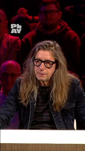 Wij doen graag aan ouderenzorg, Eri... Euh, Herman. #dsmtw #Play #ErikVanLooy #HermanBrusselmans