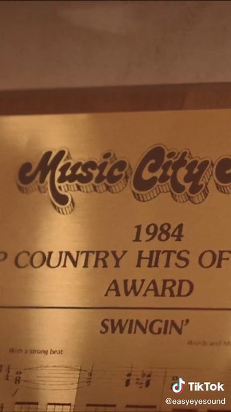 Country legend himself #JohnAnderson has a voice that no other can compare to - watch the full video for “Years” on YouTube! #EasyEyeSound #CountryMusic #Years #DanAuerbach #90scountry #TheHarderTheyFall