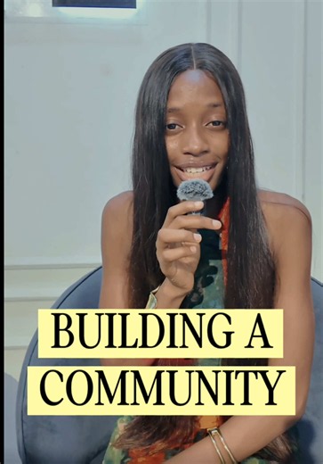 Selling digital product is great but have you considered building a community? 🤔 See building a community as a way to build a recurring revenue stream! Don’t sleep on this update, you should start thinking of how you can build and manage your community, and of course, do it only on PROOVAL🫠💙💙 Click on the link in our bio to get started🤭💙 #prooval #monetizeyourknowledge #digitalproduct #community #explore