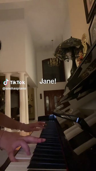 Jane's Enchanting Piano Performance: The Long Faces