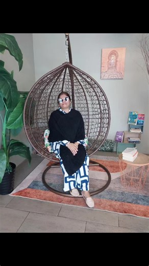 žêēñåť (@flpforeverliving)’s videos with original sound - official_reenakhan_987