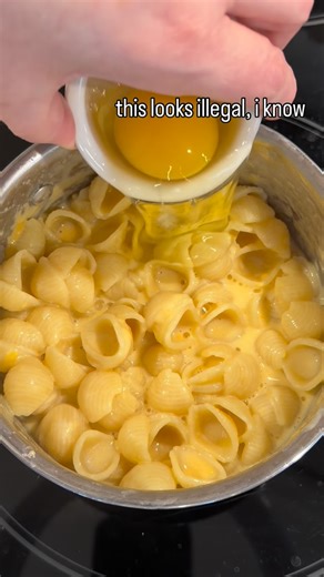 Happinest Essentials | Home, Food Hacks & Organizing on Instagram: "this is for kids who are very picky. it keeps mac & cheese creamy and adds a little extra protein without changing the taste. it’s not meant to be a full protein meal — just a small help on hard food days."