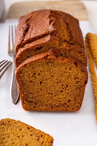 Pumpkin Bread Recipe | My Baking Addiction