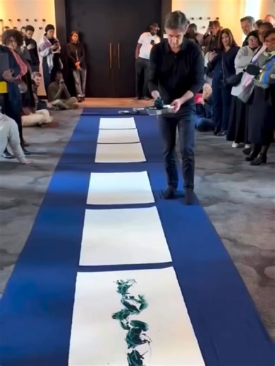 ‏Award wining performance🤣