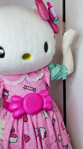 Fun Hello Kitty Outfit Change Ideas for a Sweet Look