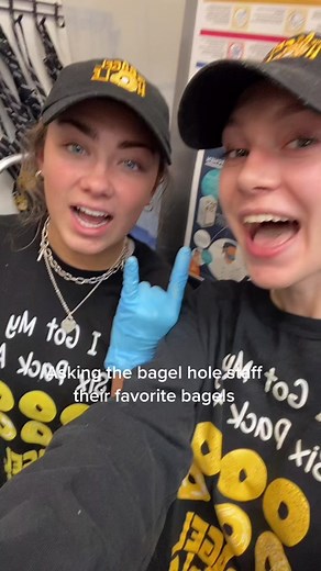 Our favorite bagels!! 🥯 #bagelholega #bagels #newyorkbagels #bagel #smallbusiness