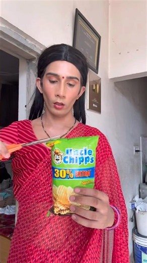 Chips packet ko pani mei dala 🤔😂 #shortvideo #funny #funwithprasad FUNwithPRASAD fun with prasad