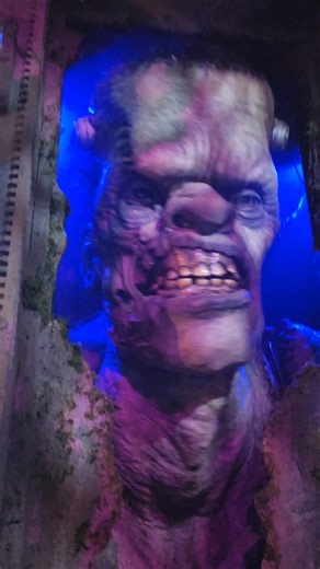 Frankenstein's Lab at The Darkness! #hauntedhouse #HauntedAttraction